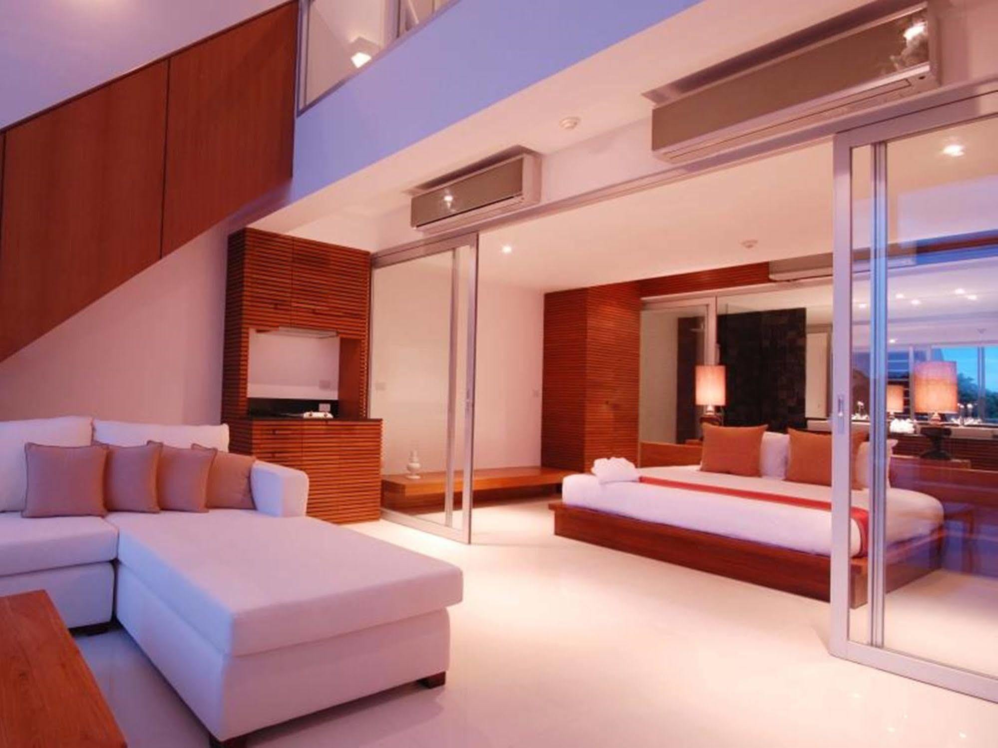 The Quarter Phuket Hotel Pantai Surin Luaran gambar